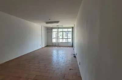 Sala comercial pronta para a venda no centro de vitória