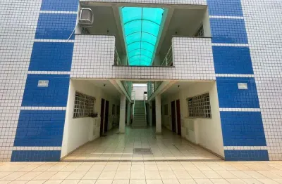 Apartamento para alugar na Rua Campos Sales, 1252, Zona 07, Maringá