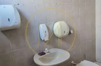 Sala comercial para alugar na Rua Neo Alves Martins, 595, Zona 03, Maringá
