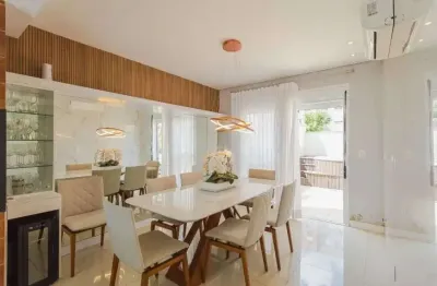 Apto garden duplex com 160m², 3 quartos, 1 suíte, 2 vagas, no bairro rio branco