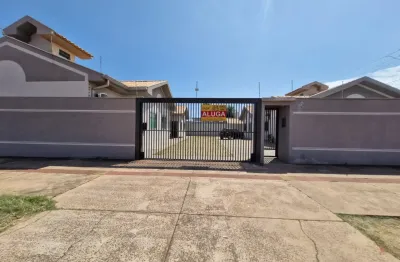 Casa em condomínio fechado com 1 quarto para alugar na Avenida Rouxinol, 559, Tiradentes, Campo Grande