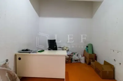 Casa comercial à venda na Rua Frederico Abranches, 89, Vila Buarque, São Paulo