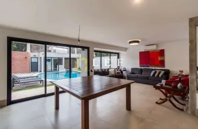 Casa com 4 quartos à venda na Rua Antônio de Gouveia Giudice, 161, Alto de Pinheiros, São Paulo