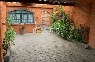 Casa com 3 quartos à venda na Rua Catão, --, Vila Romana, São Paulo