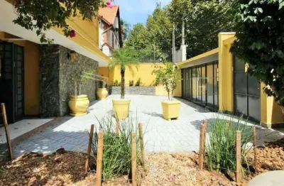 Casa com 5 quartos à venda na Rua Doutor Manoel Maria Tourinho, --, Pacaembu, São Paulo