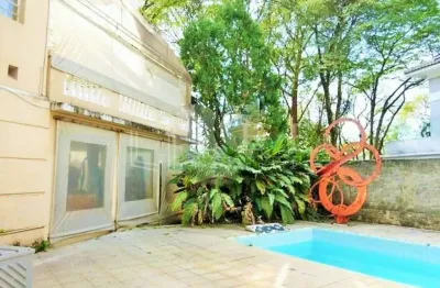 Casa com 4 quartos à venda na Rua Angatuba, --, Pacaembu, São Paulo