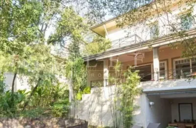 Casa com 4 quartos à venda na Rua Morro Verde, --, Pacaembu, São Paulo