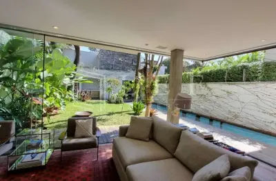 Casa com 3 quartos à venda na Rua Antônio José da Silva, 124, Jardim Europa, São Paulo