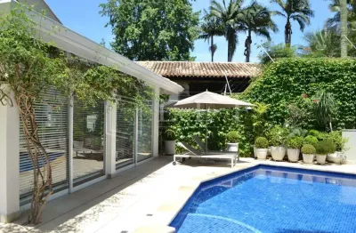 Casa com 4 quartos à venda na Rua Cordisburgo, --, Jardim Guedala, São Paulo