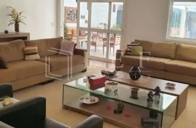 Casa com 4 quartos à venda na Rua Jacatirão, --, Chácara Monte Alegre, São Paulo