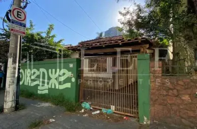 Casa com 3 quartos para alugar na Rua Manduri, 92, Jardim Paulistano, São Paulo