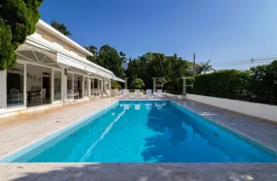 Casa com 4 quartos à venda na Rua Olegário Mariano, 424, Jardim Guedala, São Paulo