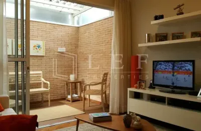 Casa em condomínio fechado com 2 quartos à venda na Rua Barão de Melgaço, --, Real Parque, São Paulo