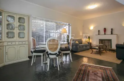 Casa com 4 quartos à venda na Rua Sampaio Vidal, --, Jardim Paulistano, São Paulo