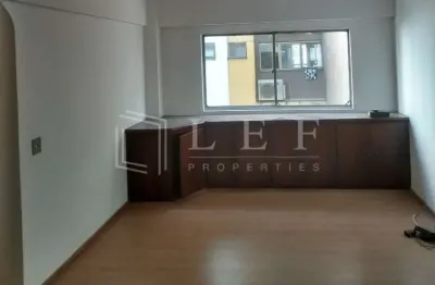 Apartamento com 2 quartos à venda na Rua Pascoal Vita, --, Vila Madalena, São Paulo
