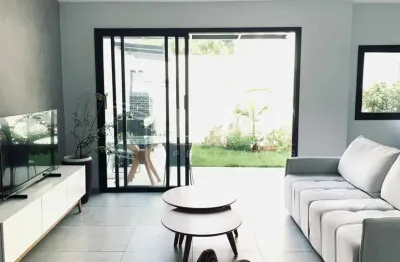 Casa com 3 quartos para alugar na Rua Cancioneiro Popular, --, Brooklin, São Paulo