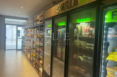 Kitnet / Stúdio à venda na Rua dos Pinheiros, --, Pinheiros, São Paulo