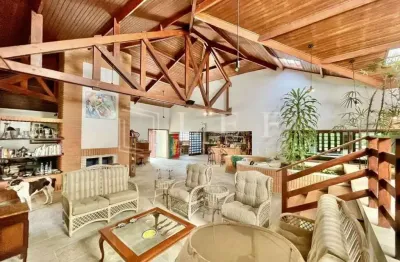 Casa com 5 quartos à venda na Rua São Judas Tadeu, --, Vila Santo Antônio, Cotia