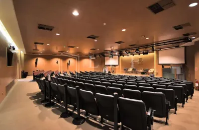 Casa comercial para alugar na Avenida Tiradentes, --, Luz, São Paulo