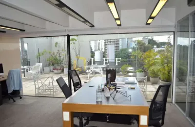 Casa comercial para alugar na Rua George Eastman, --, Real Parque, São Paulo