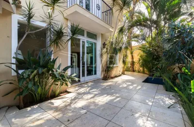 Casa com 3 quartos à venda na Rua Livi, --, Vila Madalena, São Paulo