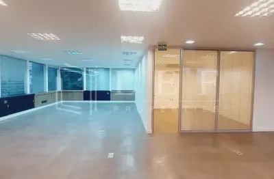 Casa comercial para alugar na Rua Hungria, --, Jardim Europa, São Paulo
