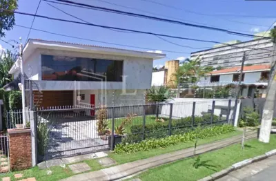 Casa com 3 quartos à venda na Rua Doutor Carlos Norberto de Souza Aranha, --, Alto de Pinheiros, São Paulo