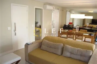 Apartamento com 3 quartos à venda na Rua Correia de Lemos, --, Saúde, São Paulo