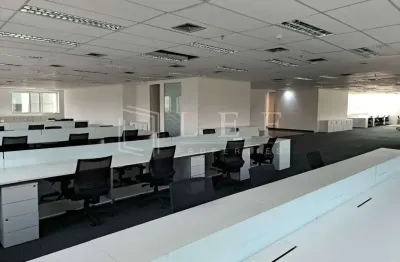 Casa comercial para alugar na Rua Hungria, --, Jardim Europa, São Paulo