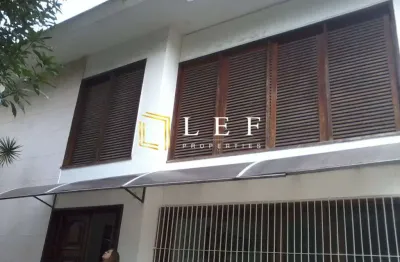 Casa com 3 quartos à venda na Rua Itápolis, --, Pacaembu, São Paulo
