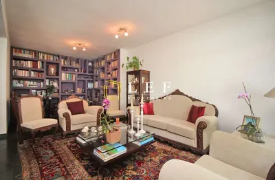 Casa com 3 quartos à venda na Rua Groenlândia, 257, Jardim América, São Paulo