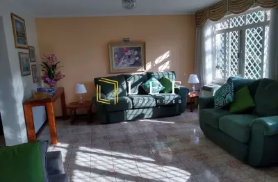 Casa com 4 quartos à venda na Rua Guaianaz da Fonseca, --, Vila Madalena, São Paulo