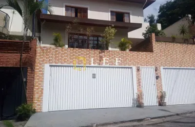 Casa com 3 quartos à venda na Rua Professor Nicolau Moraes Barros, 251, Jardim das Bandeiras, São Paulo