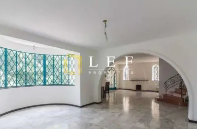 Casa com 4 quartos à venda na Rua Itápolis, --, Pacaembu, São Paulo