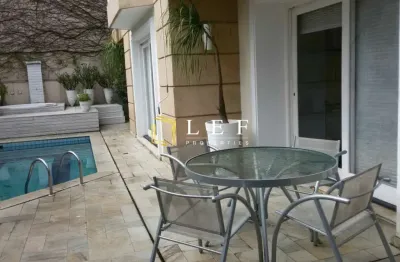 Casa em condomínio fechado com 4 quartos à venda na Pç Renzo Pagliari, --, Cidade Jardim, São Paulo