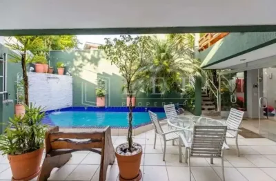 Casa com 3 quartos à venda na Rua Pascoal Vita, --, Vila Madalena, São Paulo
