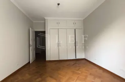 Casa com 4 quartos à venda na Rua Itapirapuã, --, Jardim América, São Paulo