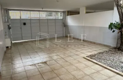 Casa com 3 quartos à venda na Rua Barão de Suruí, --, Vila Congonhas, São Paulo