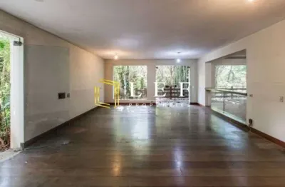 Casa com 5 quartos à venda na Rua Visconde de Porto Seguro, --, Jardim dos Estados, São Paulo