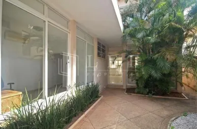 Casa com 3 quartos à venda na Rua Bauru, --, Pacaembu, São Paulo