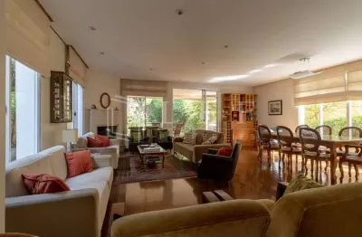 Casa com 5 quartos à venda na Rua Macapá, --, Sumaré, São Paulo