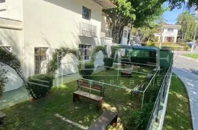 Casa com 4 quartos à venda na Rua Itajobi, 79, Pacaembu, São Paulo