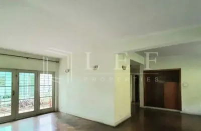 Casa com 3 quartos à venda na Rua Pio XI, --, Alto da Lapa, São Paulo