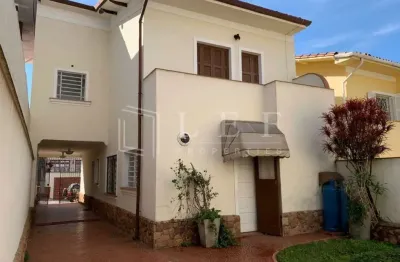 Casa com 3 quartos à venda na Rua Maranduba, 212, Aclimação, São Paulo