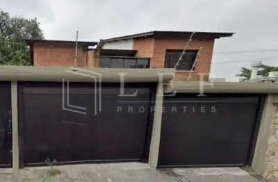 Casa com 4 quartos à venda na Rua Cunhatais, --, Cidade Jardim, São Paulo