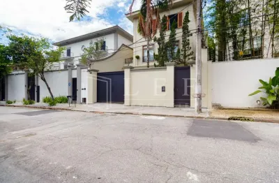 Casa com 5 quartos à venda na Rua Comandante Garcia D'Ávila, 326, Jardim Leonor, São Paulo