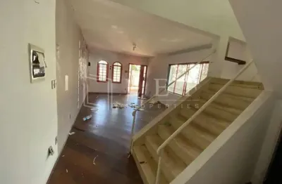 Casa com 3 quartos à venda na Rua Ásia, --, Pinheiros, São Paulo