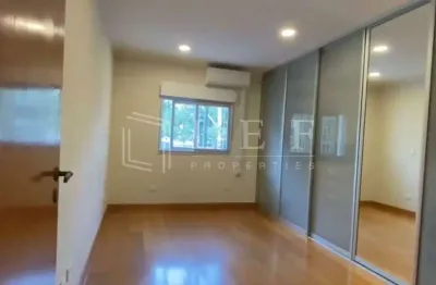 Casa com 2 quartos à venda na Rua Padre Leonardo, --, Jardim Aeroporto, São Paulo