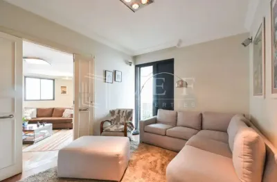 Apartamento com 3 quartos à venda na Avenida Chibarás, --, Moema, São Paulo