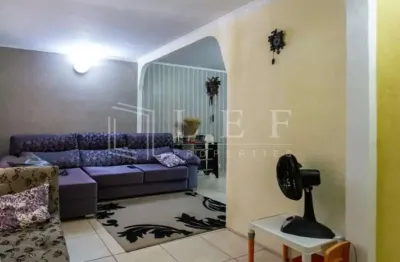 Casa com 3 quartos à venda na Rua Helena Barbosa Marcondes, --, Bela Vista, Osasco